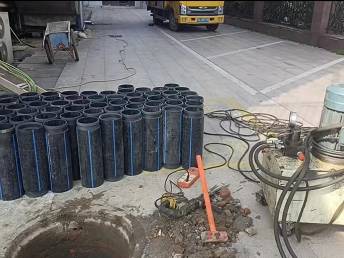 资阳PE置换管厂家 DN315置换管 非开挖管短管置换